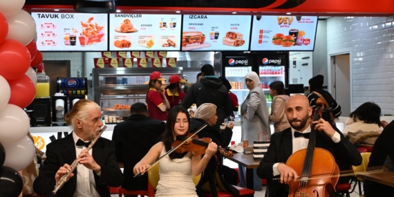 Uluslararası Restoran Zinciri KudoKudo, Küresel Markasını KUKiDU Olarak Yeniledi: Neden Bu Değişim?