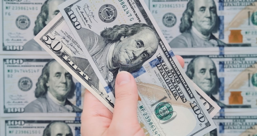 ABD Ankara Büyükelçiliği 91 bin dolar yıllık maaşla tam zamanlı doktor arıyor