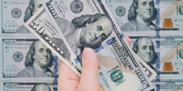 ABD Ankara Büyükelçiliği 91 bin dolar yıllık maaşla tam zamanlı doktor arıyor