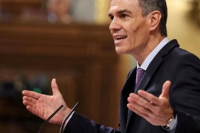 İspanya Başbakanı Pedro Sanchez Konut Krizi ve Parlamento Tıkanıklığı Nedeniyle Erken Seçim İlan Etti