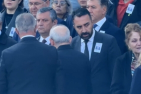 Özgür Özel ve Kemal Kılıçdaroğlu TBMM'deki Cenaze Töreninde Bir Araya Geldi