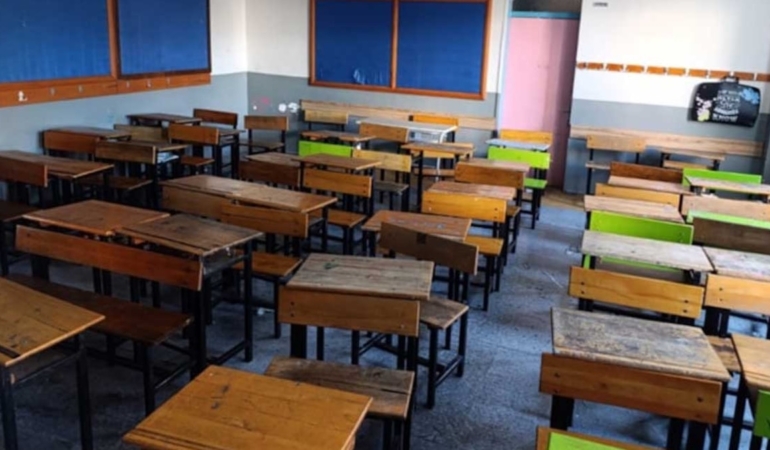 Almanya'da 16 Yıl Göreve Gitmeden Maaş Alan Öğretmene Dolandırıcılık Davası Açıldı